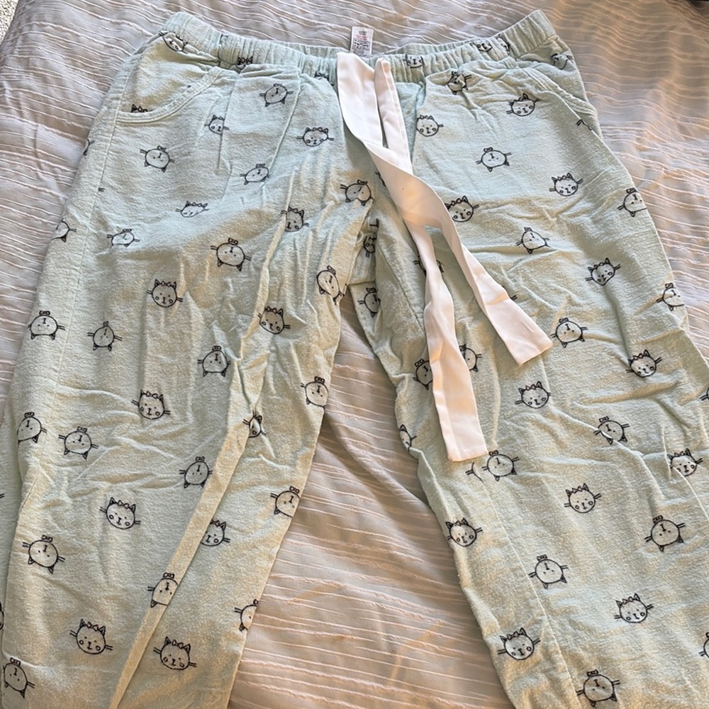 Forever 21 Green Pajama Pants with Cute Animal Prints